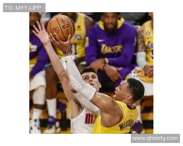 10月3日湖人与热火精彩对决直播全程回顾与分析