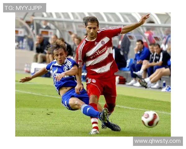 拜仁慕尼黑与沙尔克04精彩对决回放全程回顾与分析 拜仁慕尼黑与沙尔克04精彩对决回放全程回顾与分析