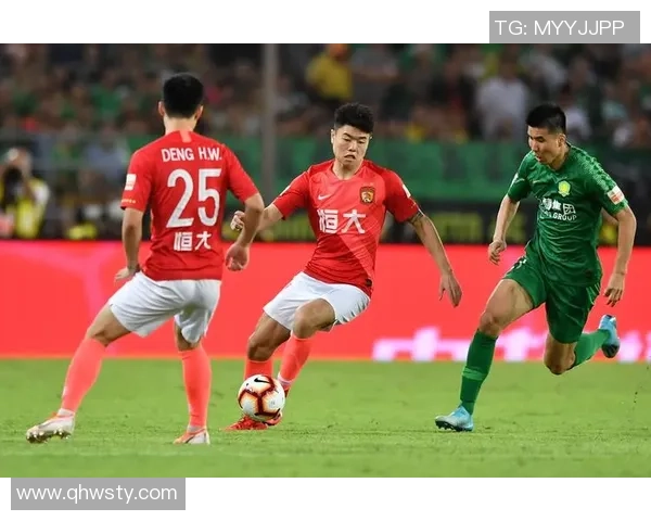 8月11日北京国安与广州恒大精彩重播回顾赛场激情与精彩瞬间